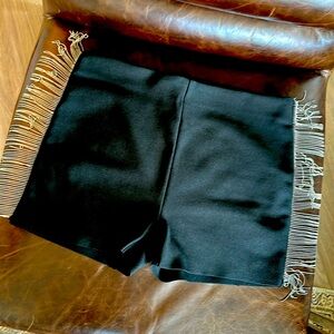 AKIRA EUC black stretch fringe shorts Size XL fits appr sizes 10-14 see video!
